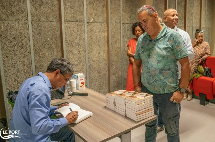 Rencontre avec l'auteur Éric Magamootoo