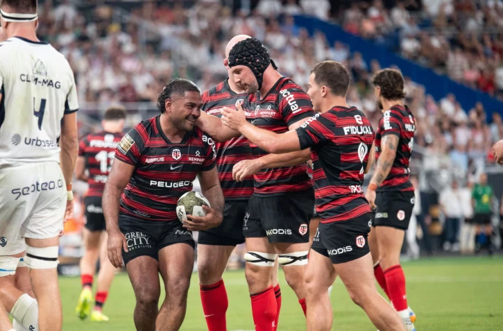 Les Toulousains lors de la finale du Top 14 contre Montpellier, le 27 juin 2026 au Stade de France. (NATHAN BARANGE / AFP)