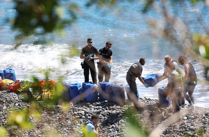 bateau échoué à saint-benoit