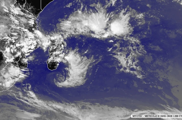 risque de formation, tempête tropicale, Mascareignes, saison cyclonique