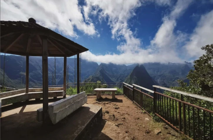 La Possession : fermeture temporaire des sentiers du Cap Noir à Dos d'Âne