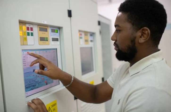 Mayotte : rétablissement de l'ensemble des services de téléphonie mobile Orange