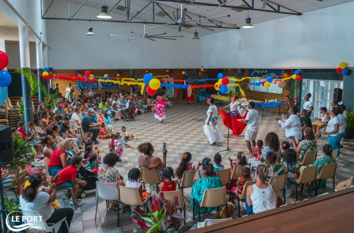 fête de fin d'année à la petite enfance du port 
