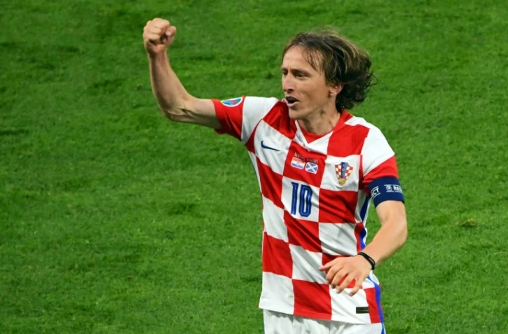 La joie du milieu de terrain croate Luka Modric, après la victoire face à l'Ecosse (3-1), lors de la 3e journée du groupe D à l'Euro 2020, le 22 juin 2021 au stade de Wembley à Glasgow 