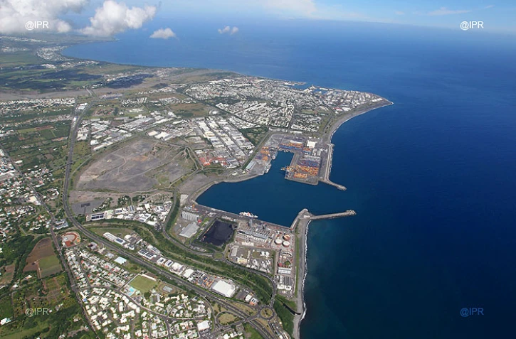 Le port est