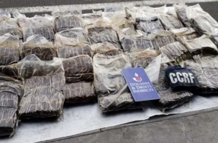 vaille saisie aéroport