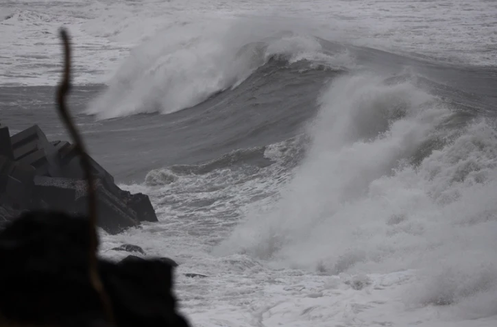 Vague Houle Le Port Ava