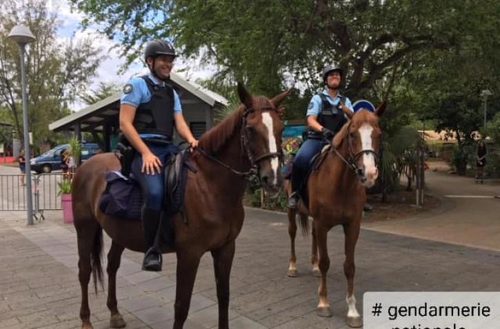 poste provisoire, gendarmerie, Hermitage, vacances scolaires
