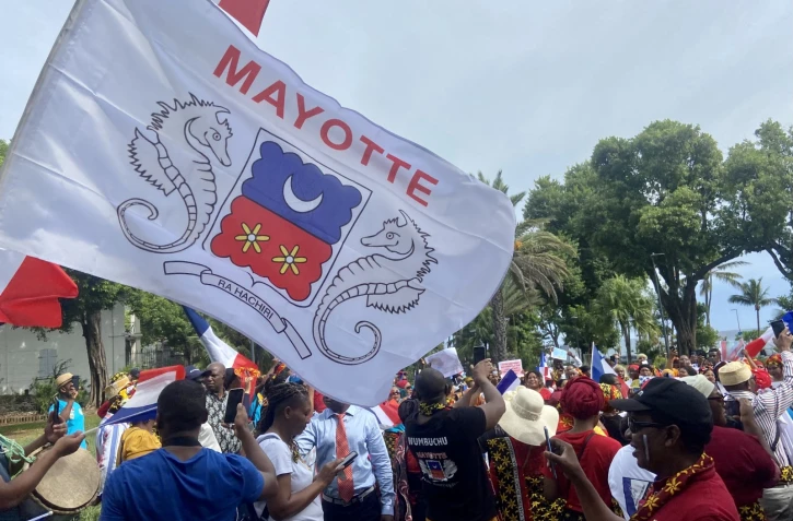 Manifestation pour Wuambushu