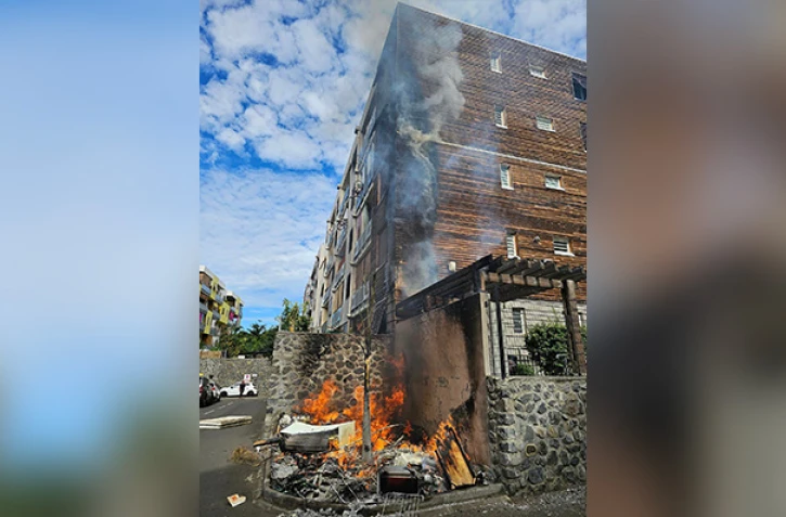 La Possession : incendie dans une résidence du quartier Moulin Joly