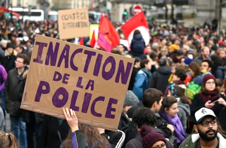 Une pancarte lors de la marche contre les violences faites aux femmes le 23 novembre 2019 Ă Paris