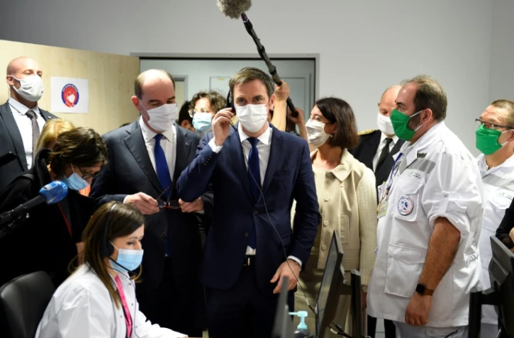 Le Premier ministre Jean Castex et le ministre de la Santé Olivier veran, en déplacement au CHR de Metz, le 14 janvier 2021