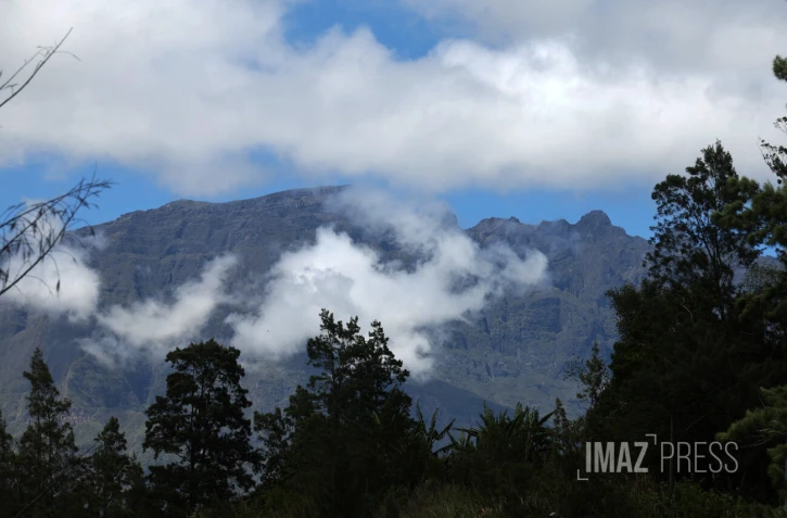 Piton des Neiges depuis salazie 