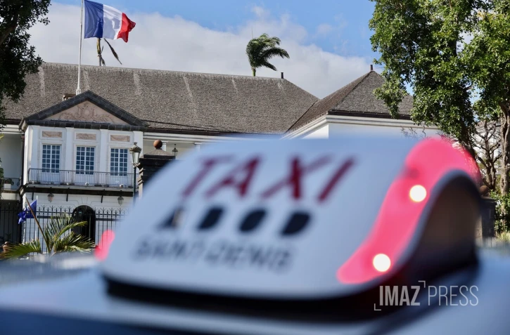 greve des taxis , taxi , taxiteur 