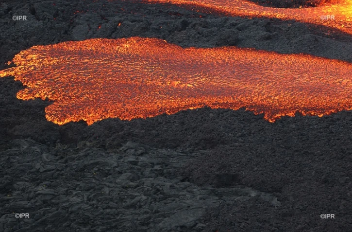 Volcan 10 avril 2021
