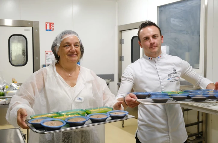 Saint-Paul : les équipes de la restauration scolaire formées à la pâtisserie