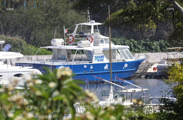 bateau le grand bleu