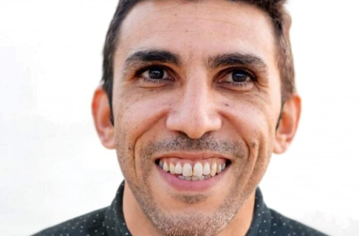 Yanick Dindjian