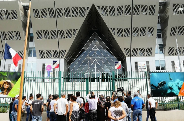 étudiants privés de bourse et parents à la Région samedi 4 août