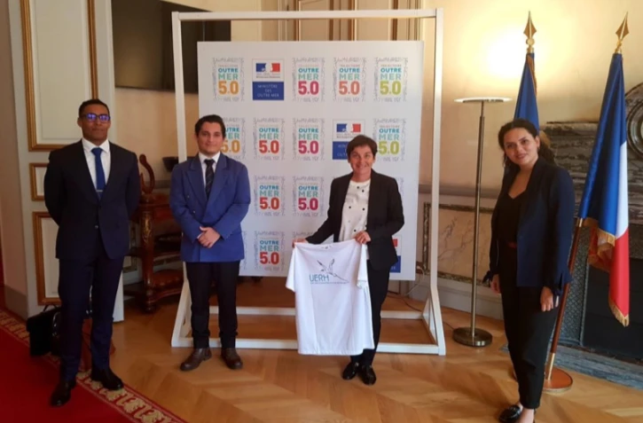 L'Union des étudiants re&#769;unionnais de l'Hexagone reçue par la ministre Annick Girardin