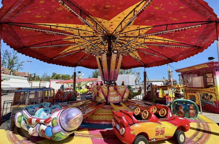 Saint-Pierre : la Ravine Blanche accueille un parc de jeux géant pour les vacances
