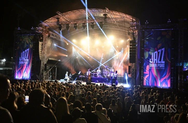 Jazz dann Port 2025  Roberto Fonseca