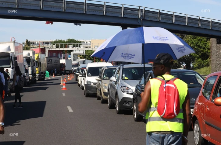 gilets jaunes ,barrage gilets jaunes 