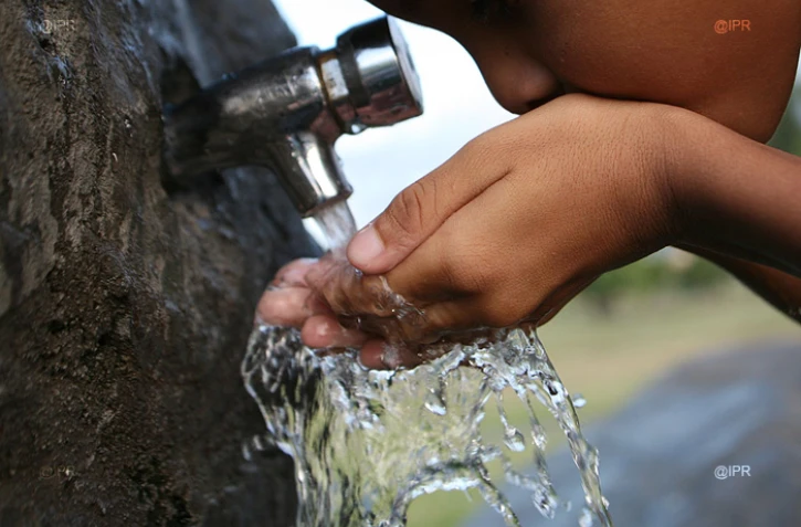 Eau