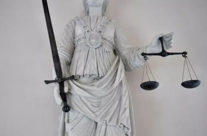 Le salarié d'une maison de vin de Bourgogne a été condamné, mardi à Dijon, à un an de prison avec sursis pour le vol de milliers de bouteilles de vin d'une valeur de plus de 600.000 euros ( AFP / LOIC VENANCE )