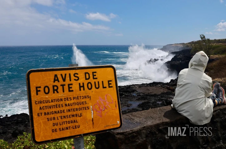 Saint-Pierre : Forte houle dans le sud