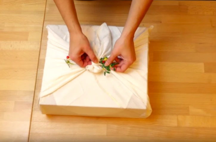 Furoshiki, emballer cadeaux, Noël, technique japonaise, tissu, TCO