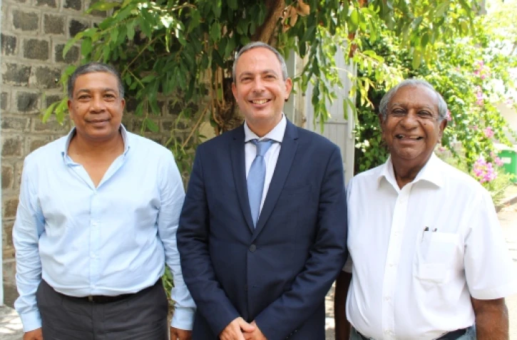 jean paul Virapoullé élu président du conseil de surveillance du CHU