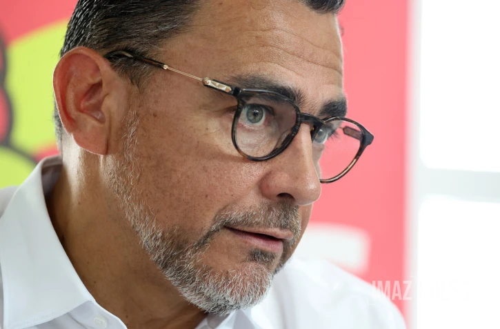 olivier hoarau , maire du Port