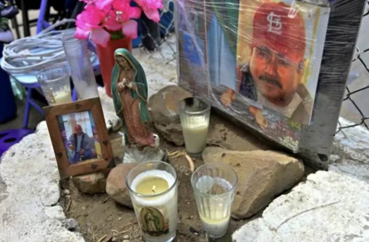 Mineurs piégés au Mexique: brusque montée des eaux, colère des familles 