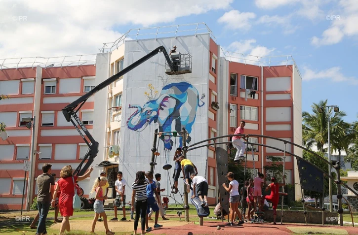 Les street artistes Le Port