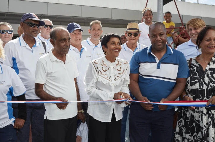 La ville de Saint-Denis annonce l'inauguration d'un nouveau terrain de pétanque et d'une nouvelle salle de sport