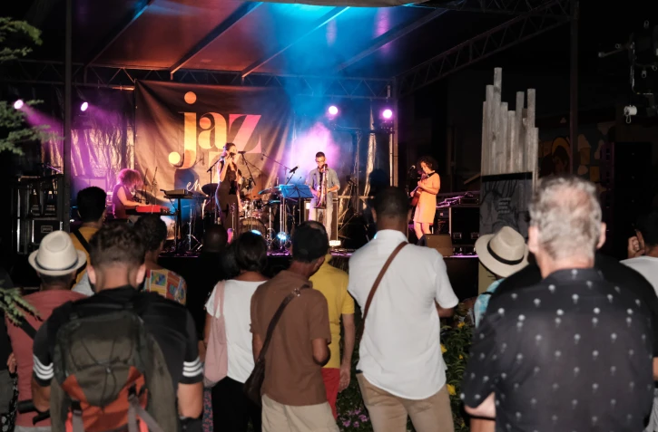Saint-Paul : le Jazz en l’air a rythmé la soirée au Débarcadère