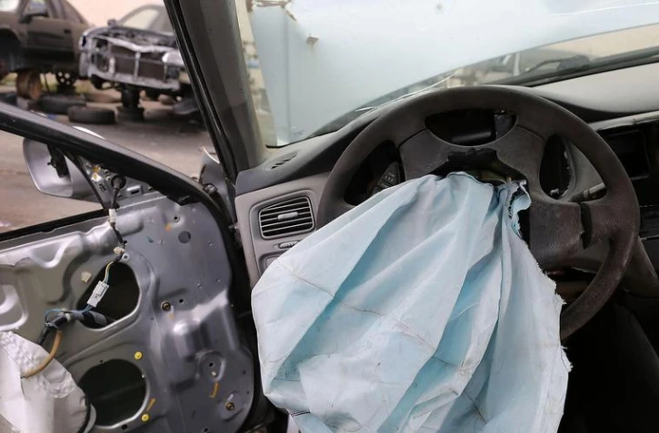  Jusqu’à l’annonce de ce décès, le ministère des Transports avait recensé 29 accidents ayant provoqué onze décès outre-mer et un en métropole. © Crédit photo : AFP 