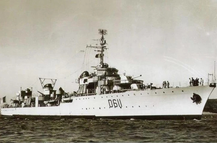 1942 - La ville du Port est bombardée, La Réunion est libérée