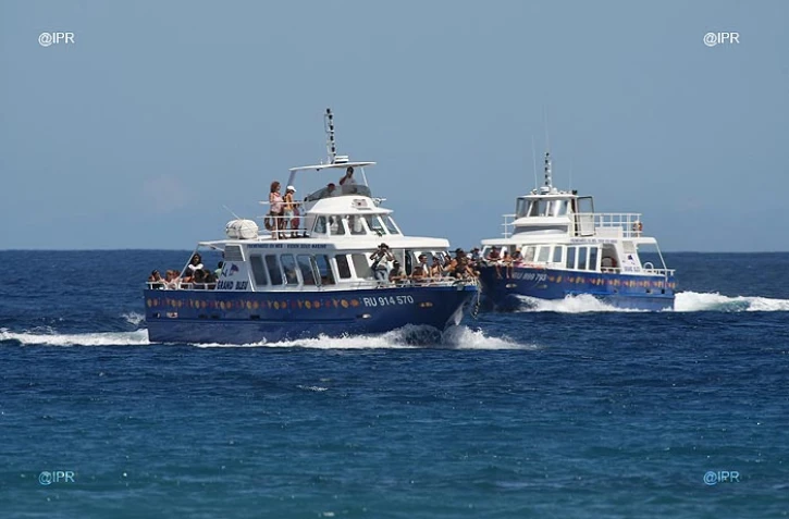 Bateau le grand bleu