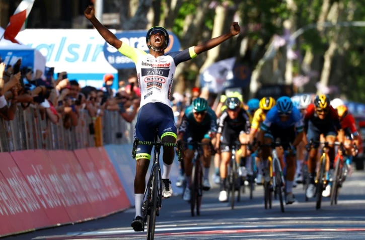 L'Erythréen Biniam Girmay a remporté mardi 17 mai la 10e étape du Giro à Jesi, en Italie
