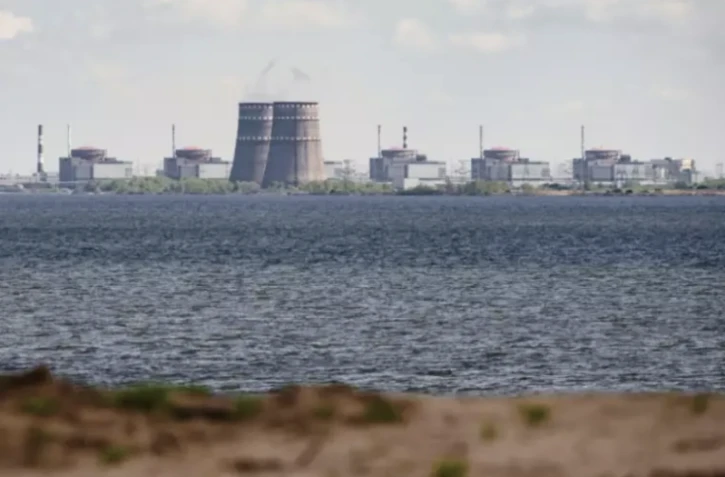 Ukraine : Moscou et Kiev s'accusent de bombarder la plus grande centrale d'Europe 