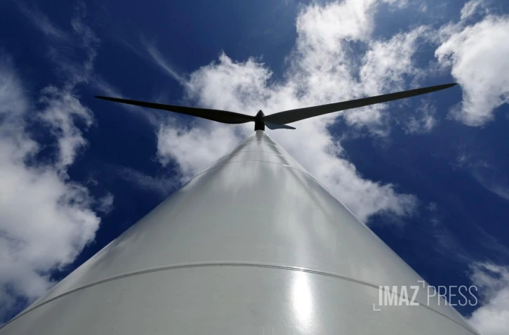 éoliennes sainte-suzanne