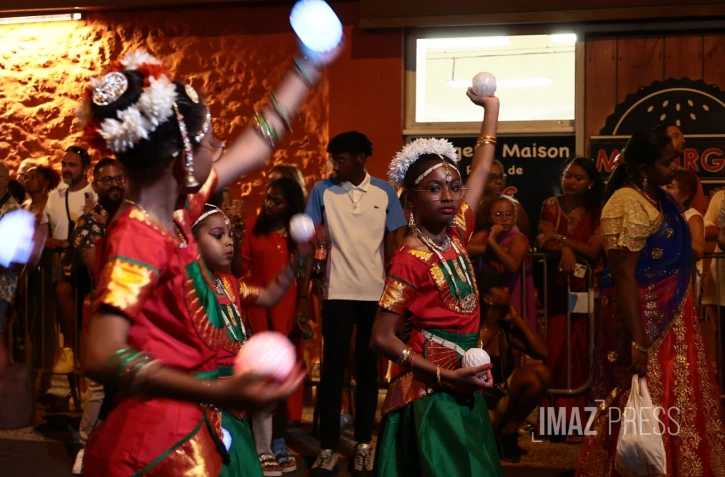 Saint-Pierre : le traditionnel défilé de chars du Dipavali a battu son plein 