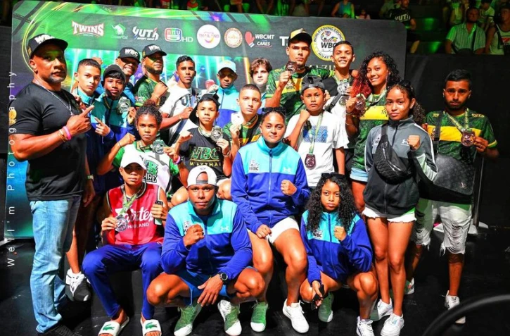 Deux champions Portrois en Thailande de Muay Tai