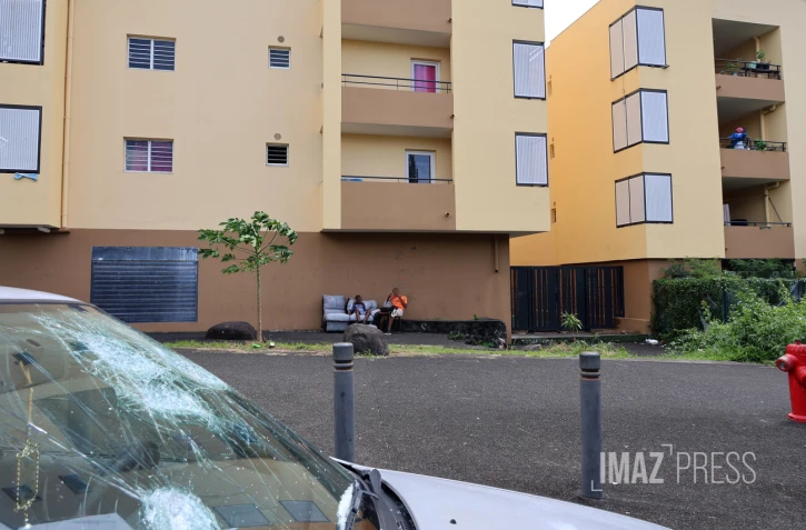 violences mahoraises bras fusil 