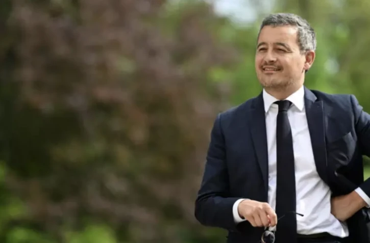 Le ministre français de l'Intérieur Gérald Darmanin dans les jardins de l'hôtel de Matignon à Paris, le 5 mai 2023 ( POOL / Emmanuel DUNAND )