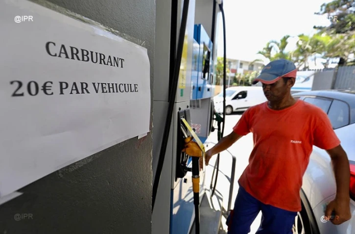 gilets jaunes, mobilisation, manifestation, barrage, blocage