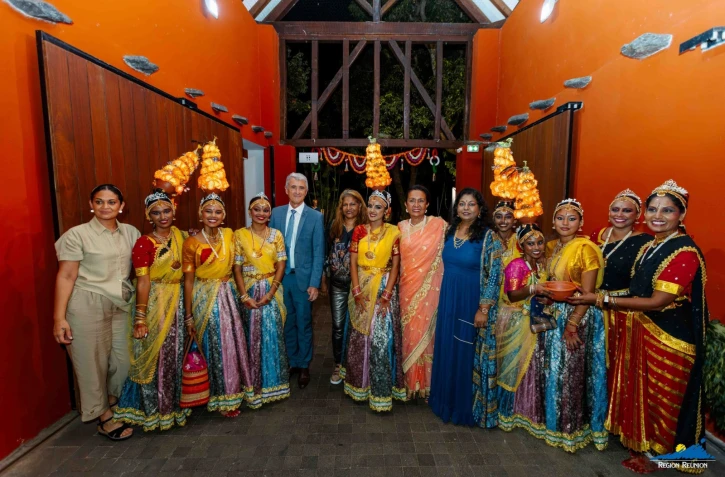 Saint-Denis : célébration du 76ᵉ anniversaire de l'adoption de la constitution de la République de l'Inde