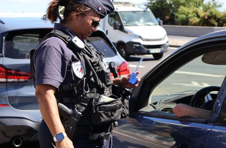 Saint-Denis : un conducteur interpellé conduite de stupéfiants, son permis retiré et son véhicule immobilisé